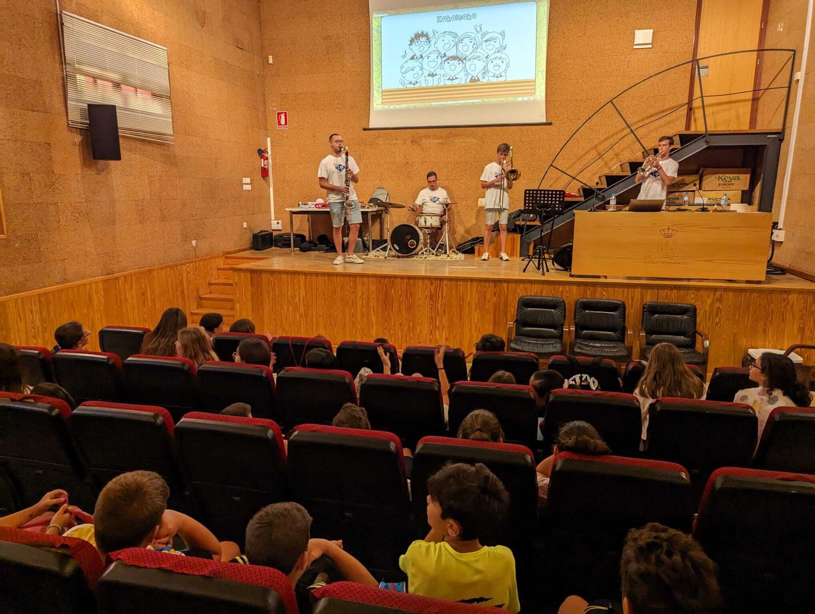 Más de 260 personas disfrutan de los talleres de la Universidad Popular de verano de Alcalá