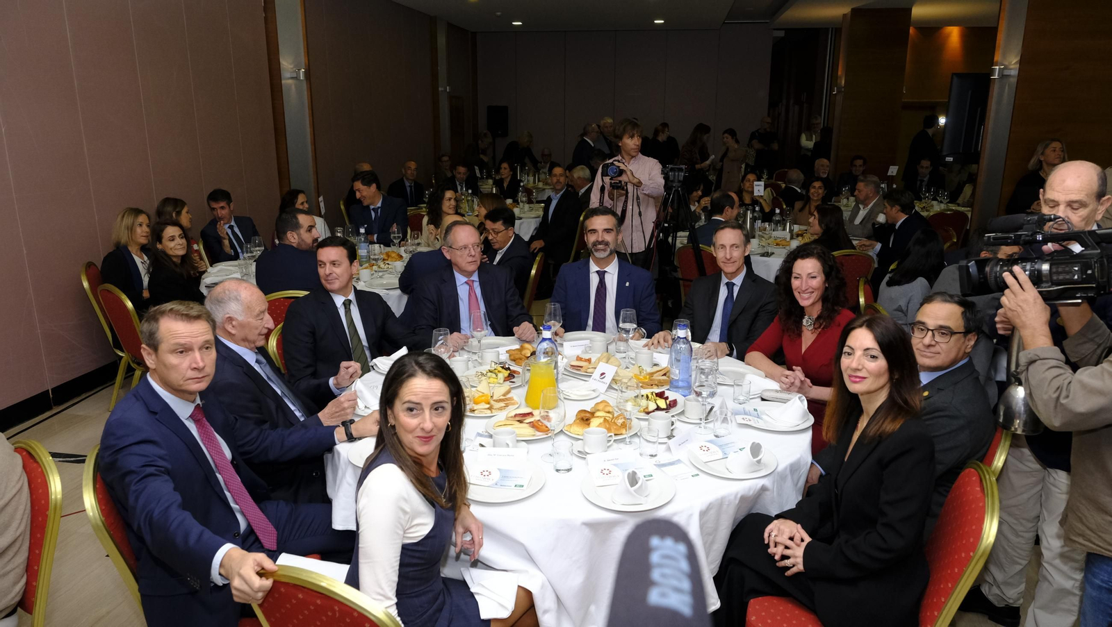 Foro Joly Andalucía-Sando, con el Consejero de Agricultura Ramón Fernández-Pacheco, en imágenes