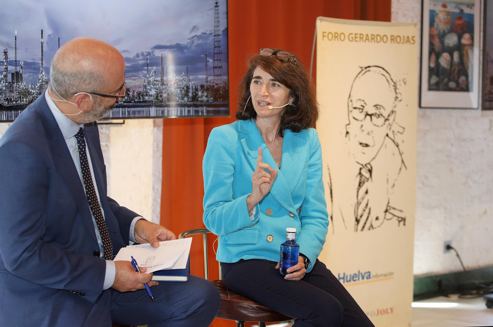 Imágenes del Foro Gerardo Rojas con Teresa Rasero como conferenciante