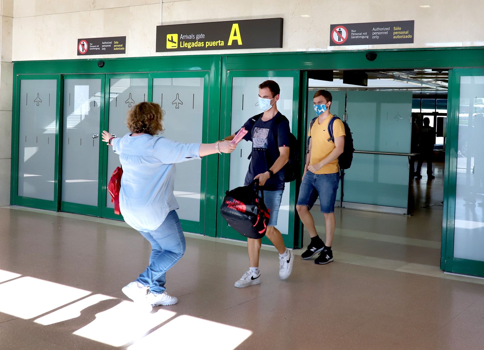 Llegada del primer vuelo de Ryanair desde Barcelona tras la pandemia