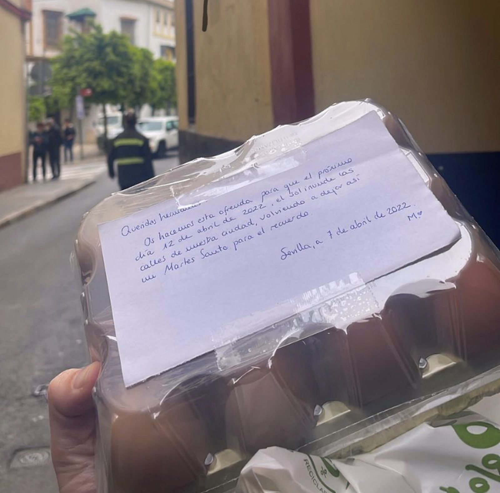 ¡Huevos para las clarisas!