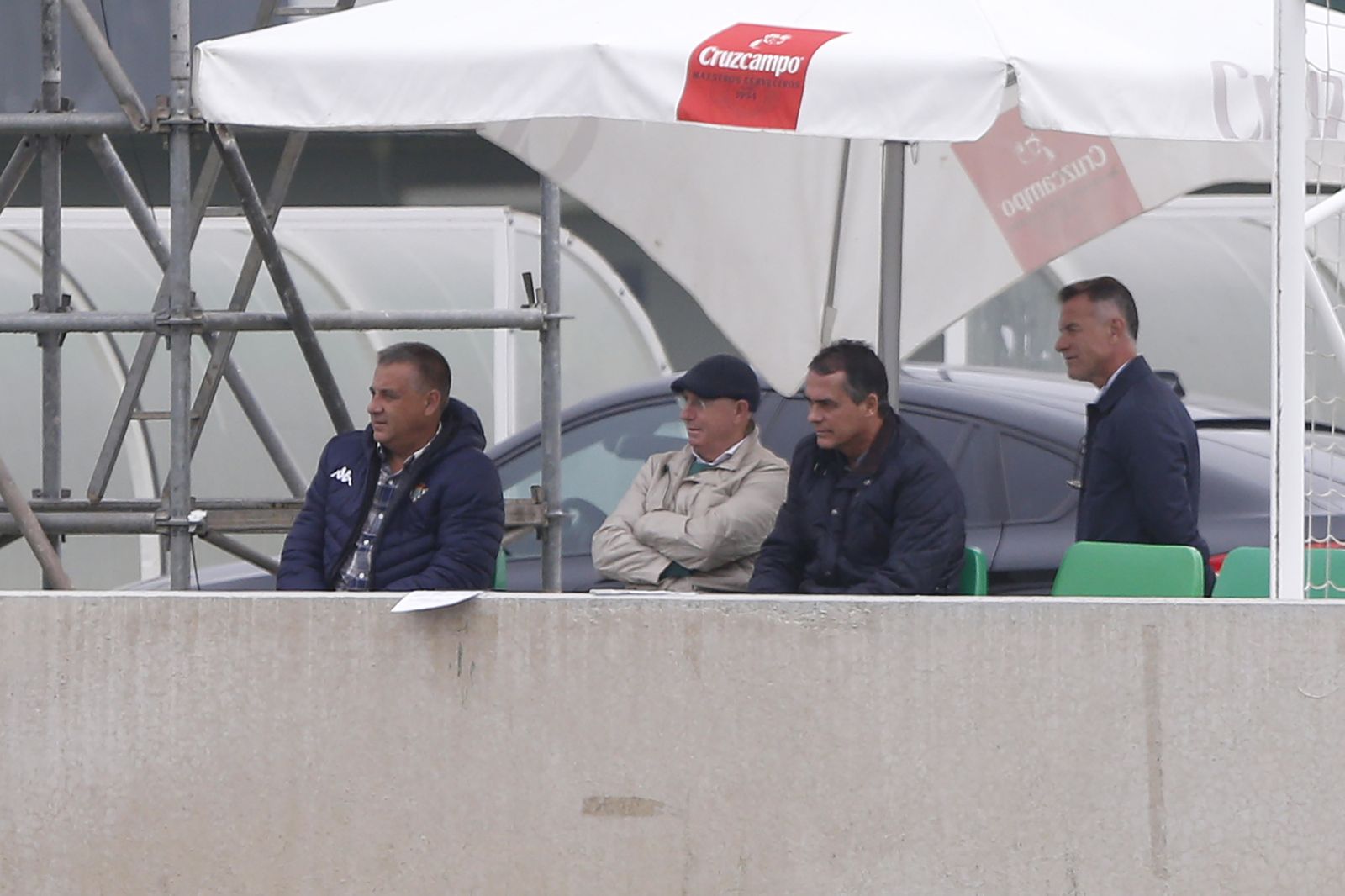 Serra Ferrer, con Alexis y Pep Alomar.