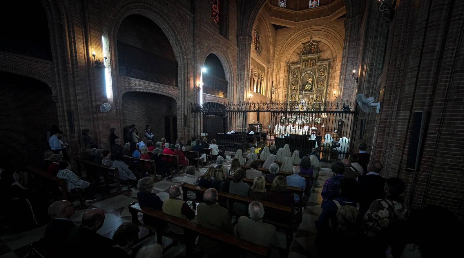Imágenes de la despedida de las Esclavas de Santísimo Sacramento de Jerez