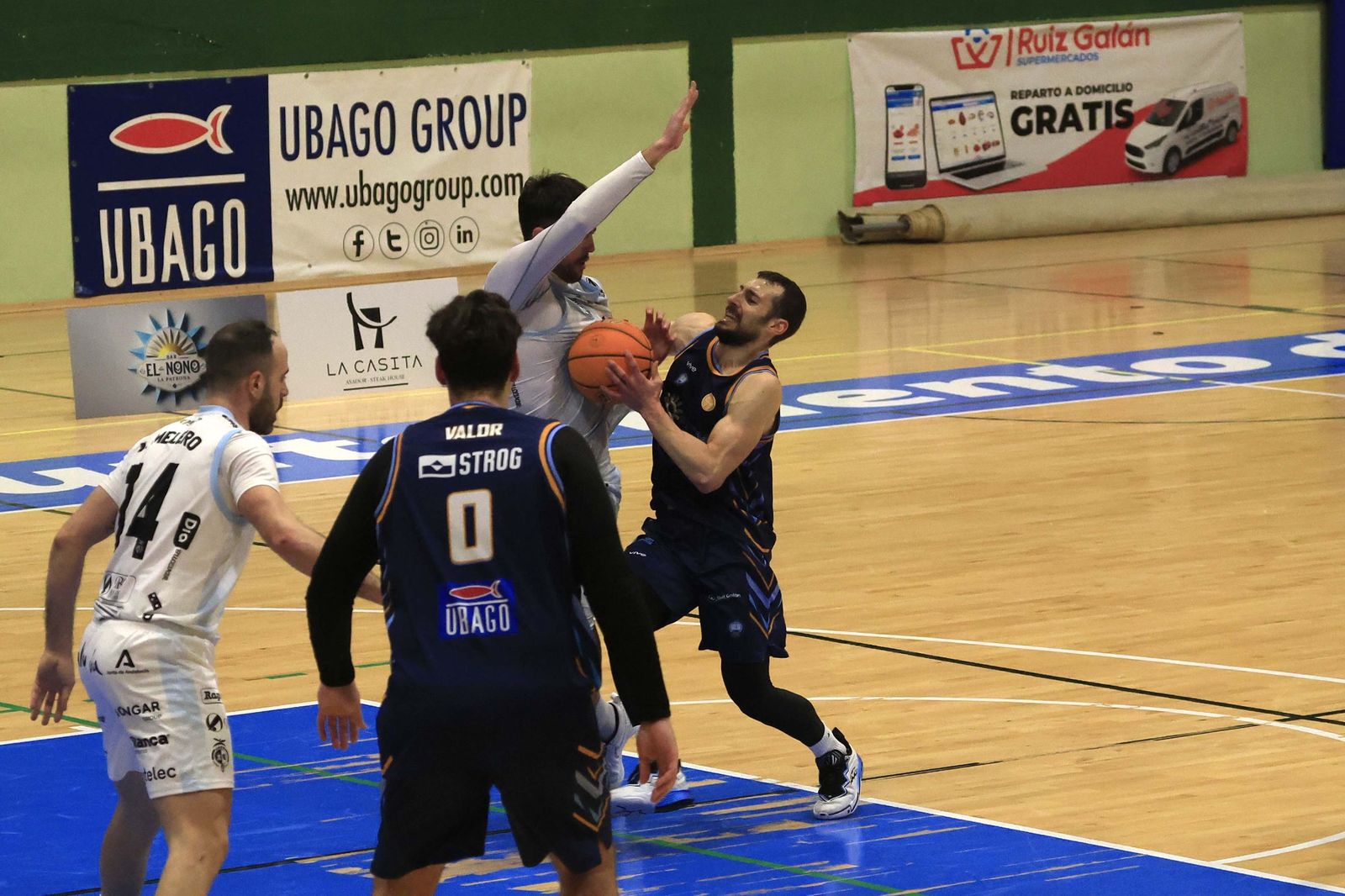 Las fotos del Unión Linense Baloncesto - Jaén Paraíso Interior FS de Tercera FEB