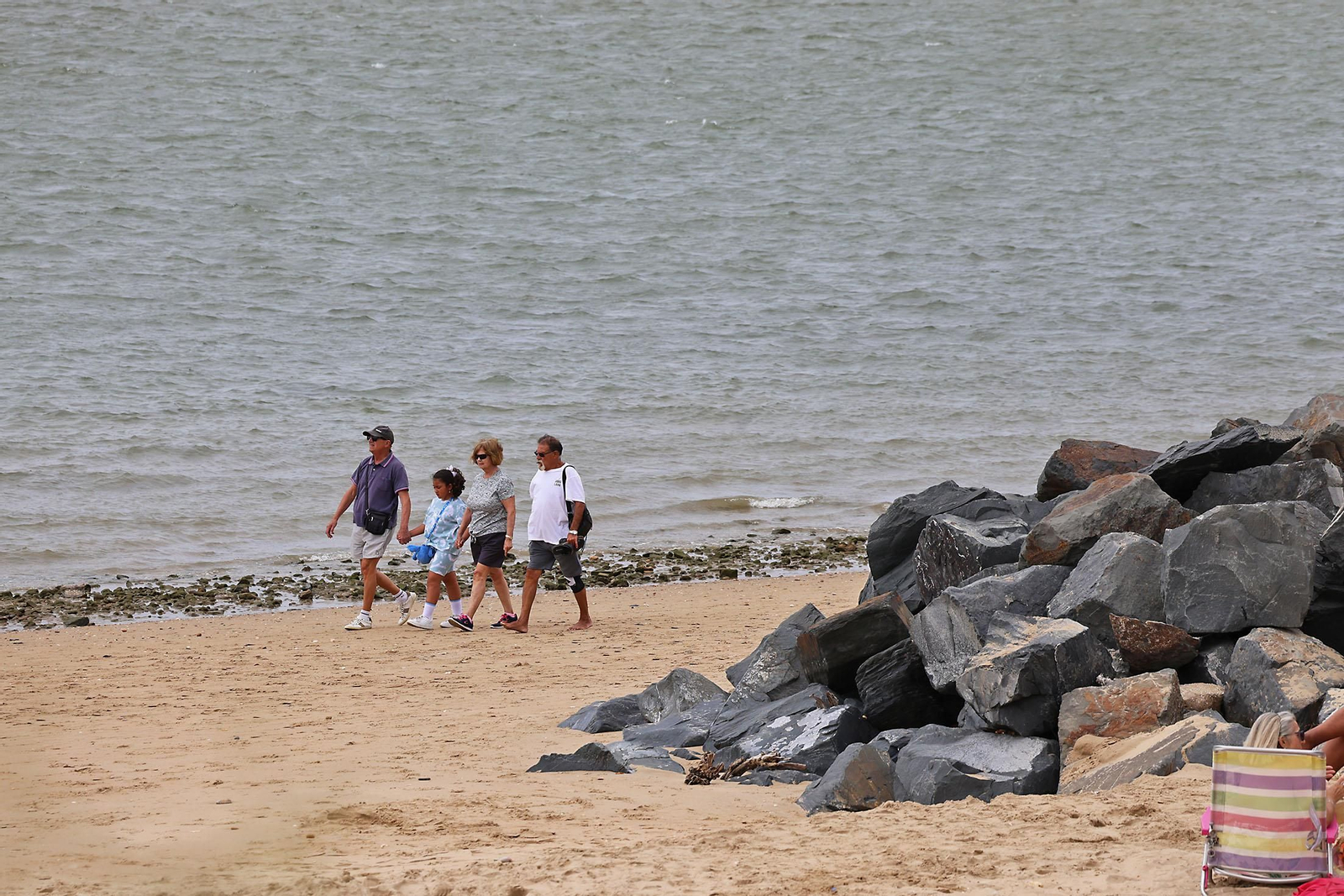 Mañanas nubladas de paseos por las playas de Huelva