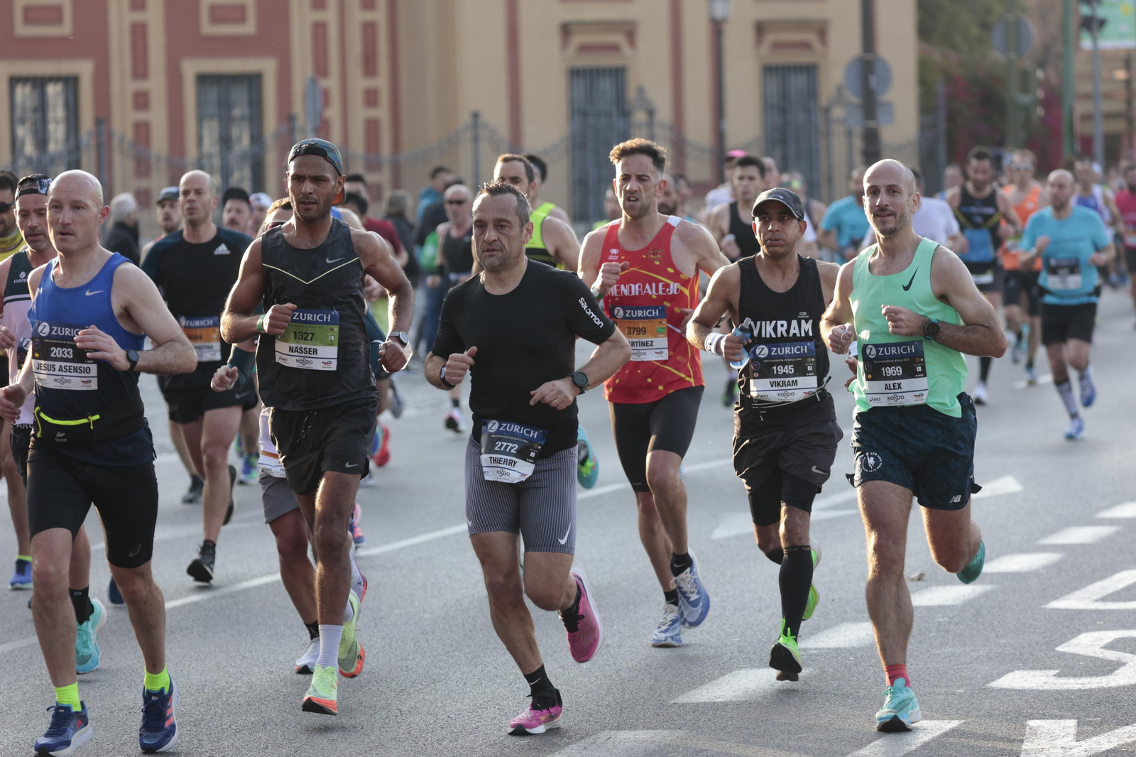 Las imágenes de la Maratón de Sevilla 2022 (11)