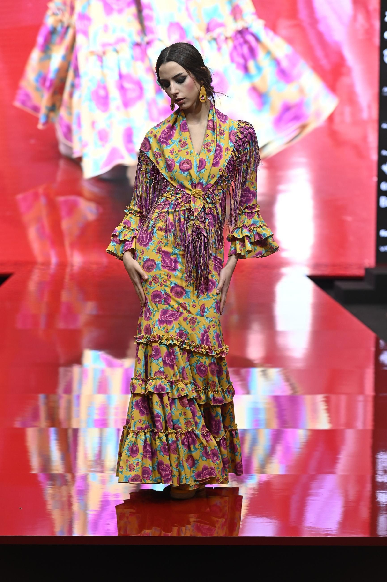 Huelva Flamenca 2025: Desfile de Micaela Villa