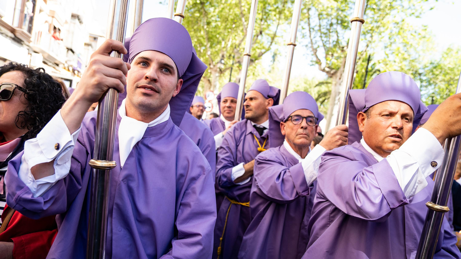 Viernes Santo en Lucena: devoción absoluta por el Nazareno