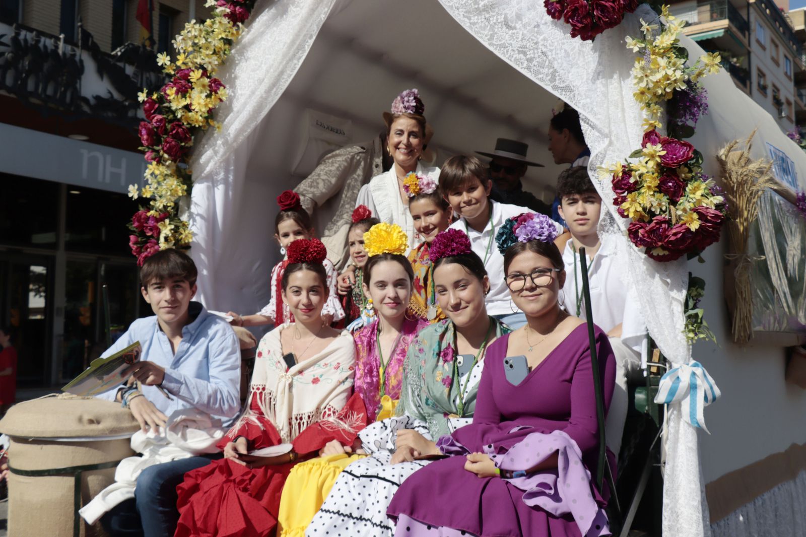 Imágenes de los carros de la Hermandad del Rocío de Huelva
