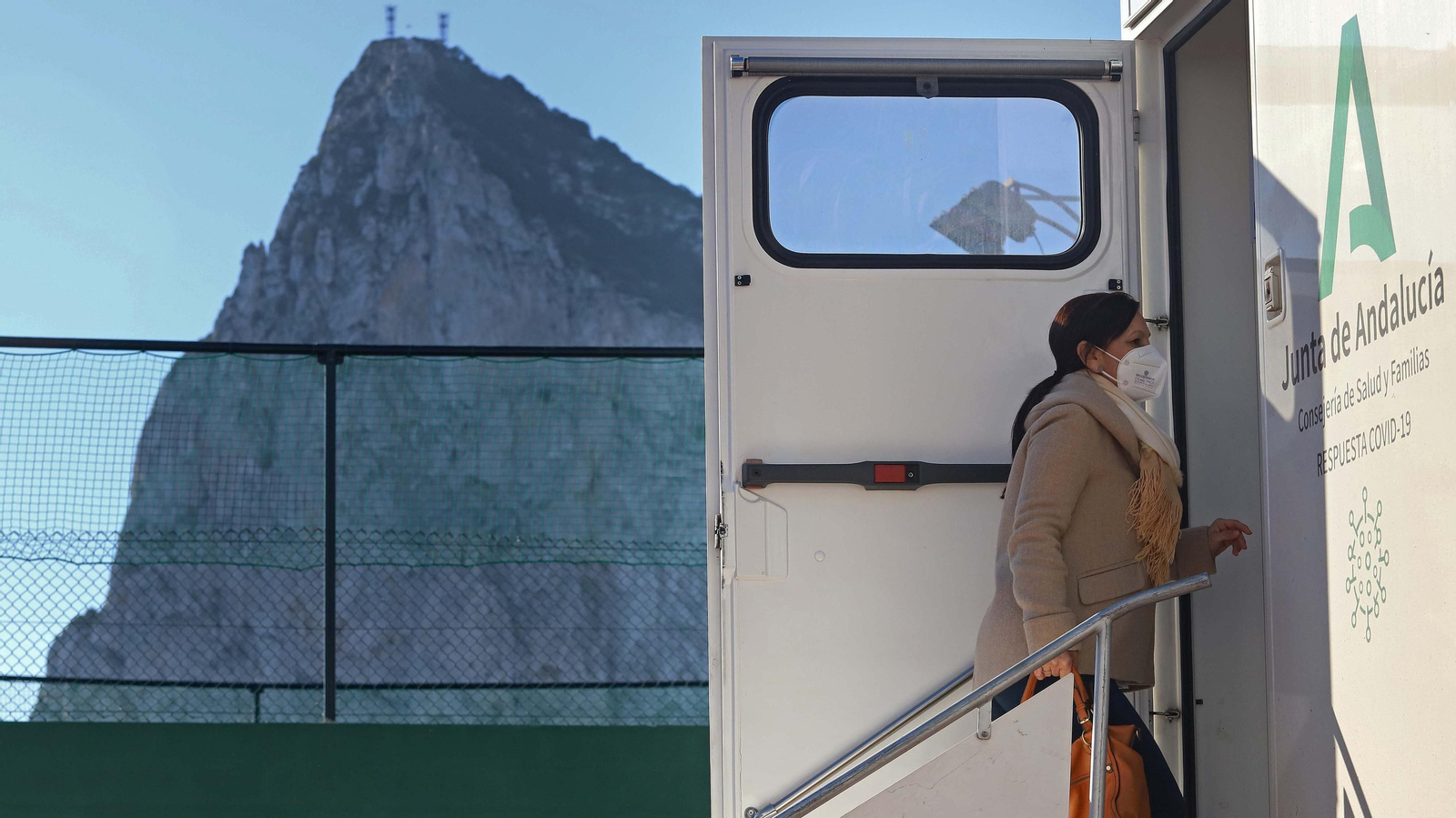 Cribados masivos en La Línea