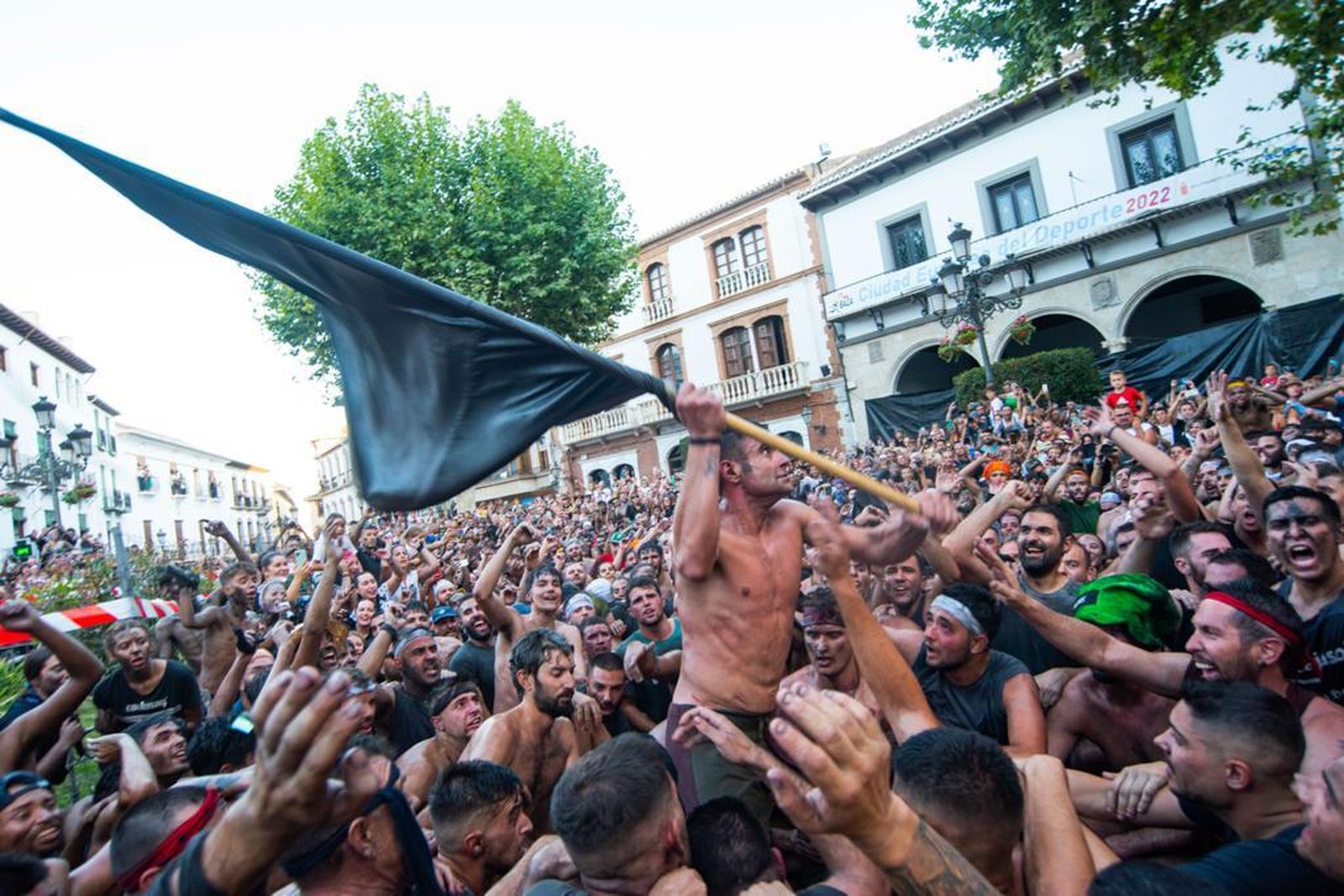 Baza (Granada) pinta su mejor Cascamorras tras dos años en blanco