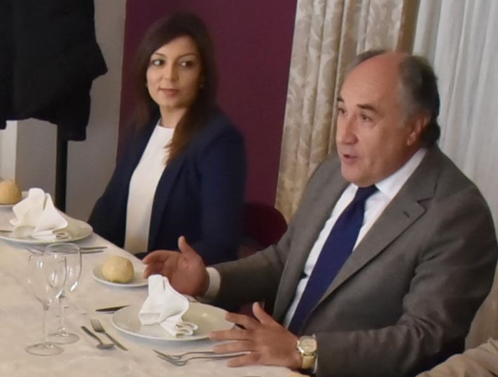 Partricia Cardoso y José Ignacio Landaluce, en la tertulia cofrade de 'Europa Sur', en 2018.