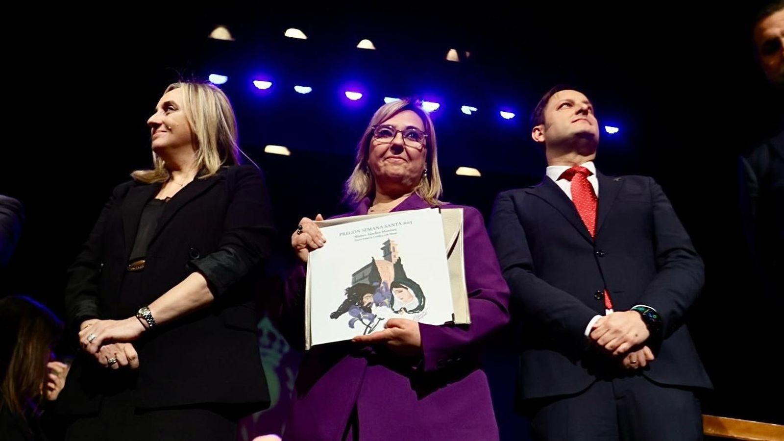 Entrega de las Tapas del Pregón de la Semana Santa de Granada 2025