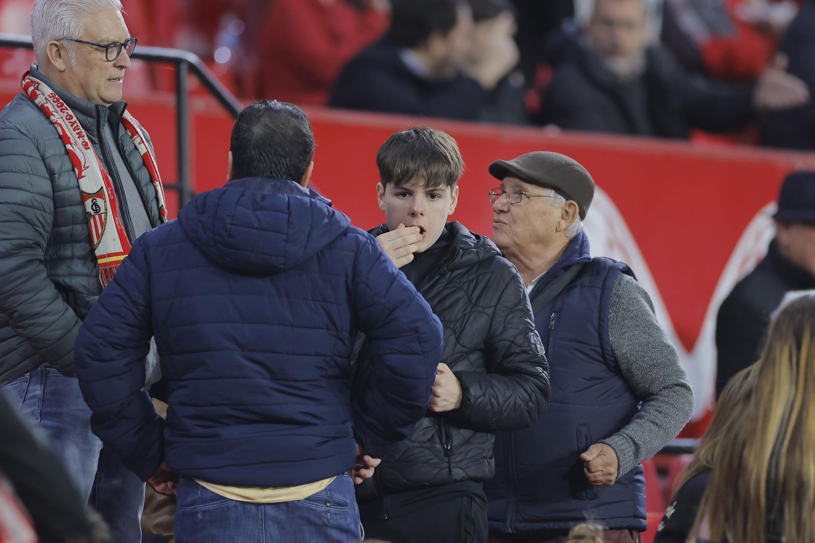 Búscate en las fotos del Sevilla fc - Osasuna