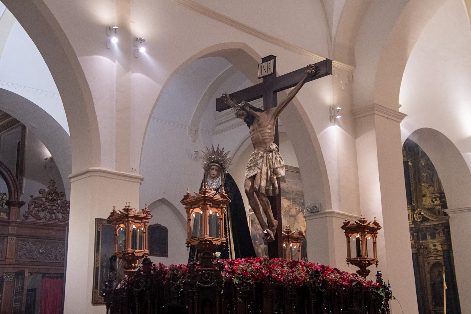 VERA CRUZ Martes Santo en Montilla: Las imágenes de una tarde cofrade deslucida por el mal tiempo