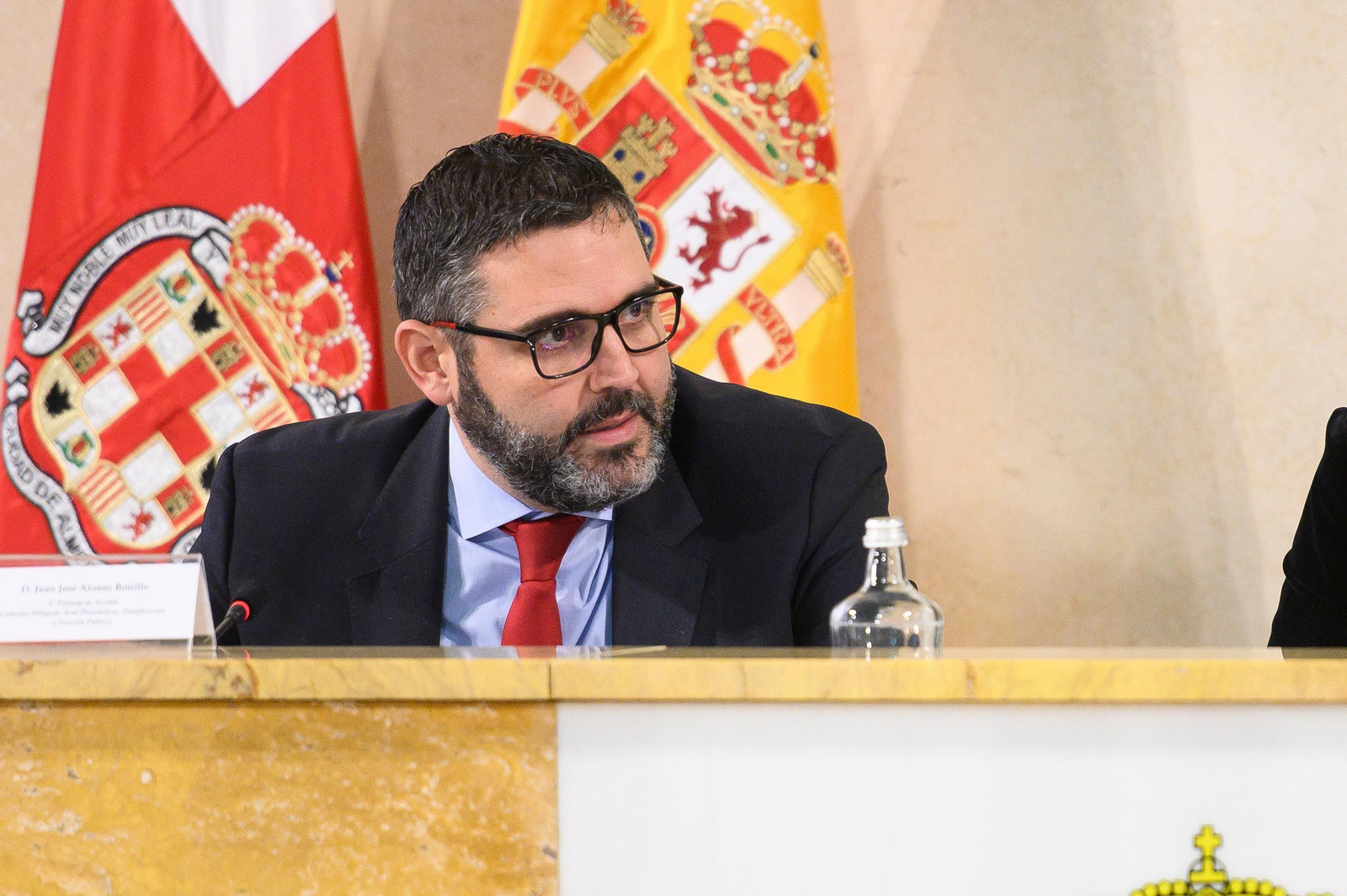 Juan José Alonso, concejal del PP en el Pleno del Ayuntamiento de Almería