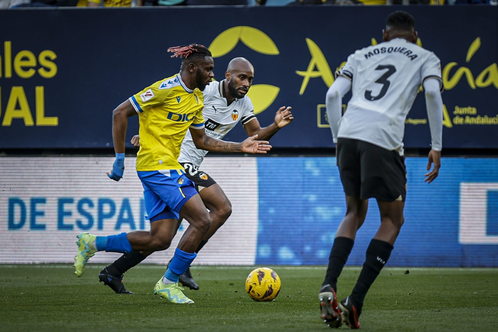 Partido de fútbol Cádiz CF - Valencia CF