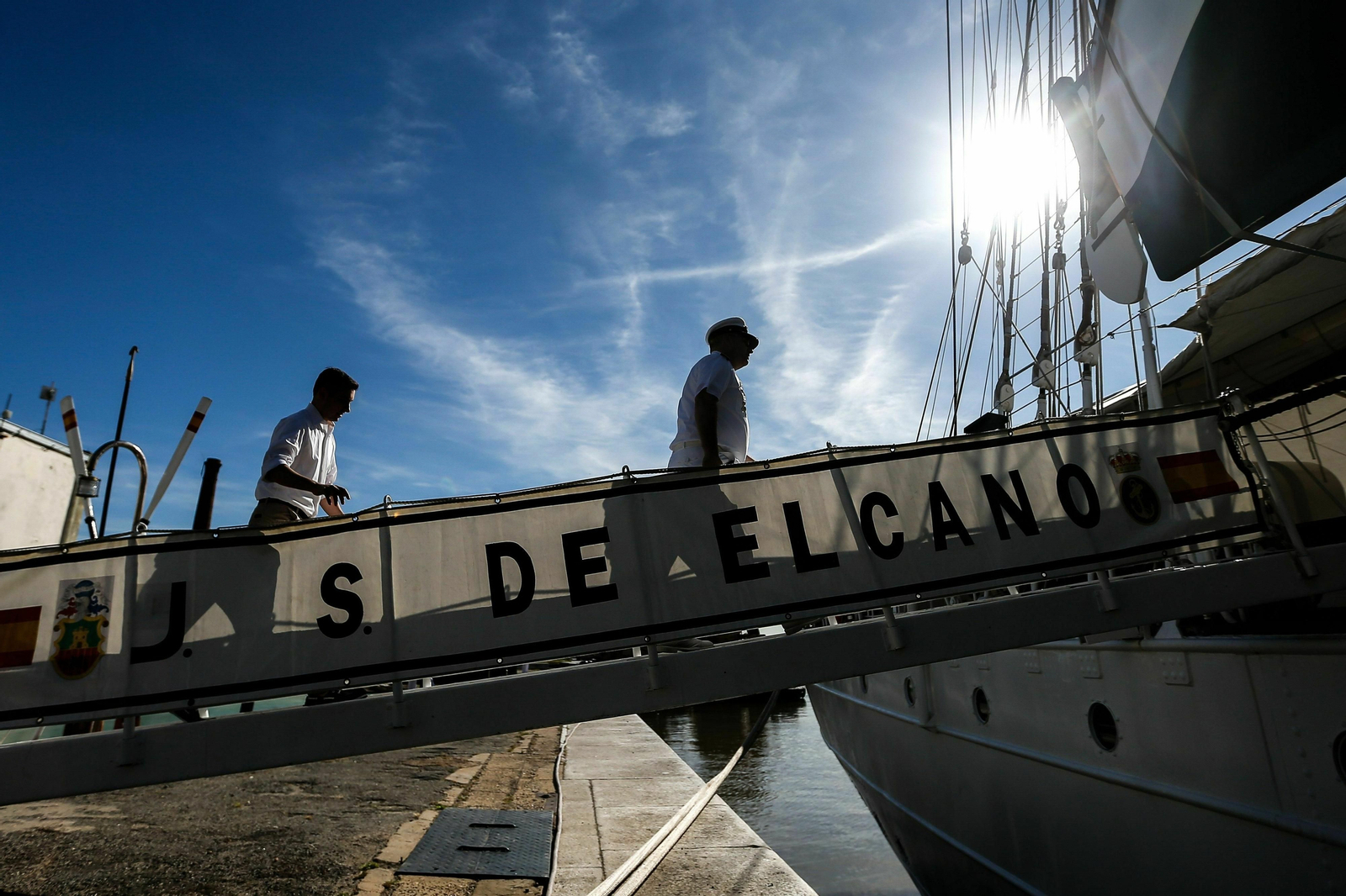 Las imágenes del 'Juan Sebastián de Elcano' en Argentina
