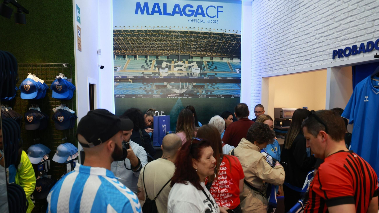 Tienda del Málaga CF en Calle Larios