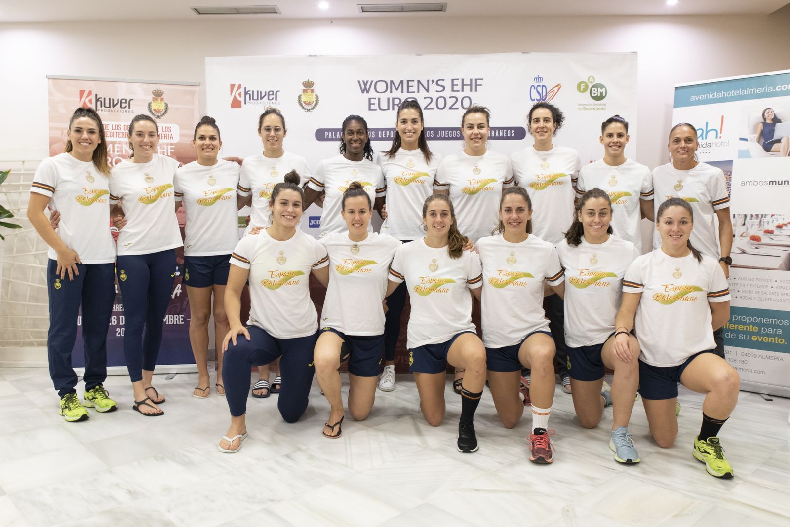 Las 'guerreras' al completo días antes del duelo ante Grecia