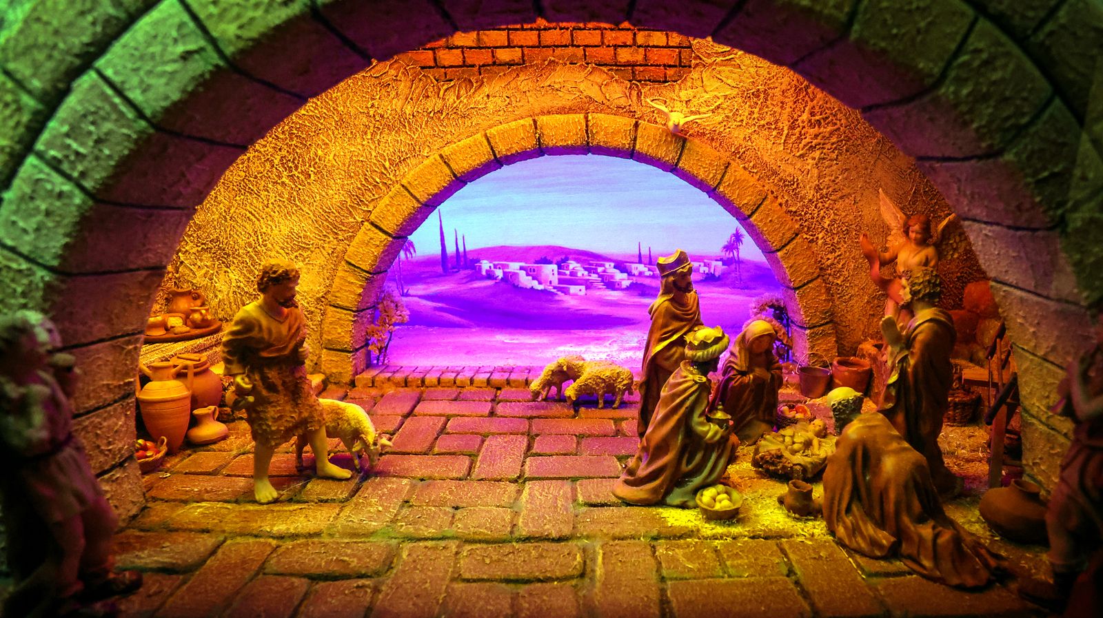 Así es la exposición de belenes en los claustros de Jerez