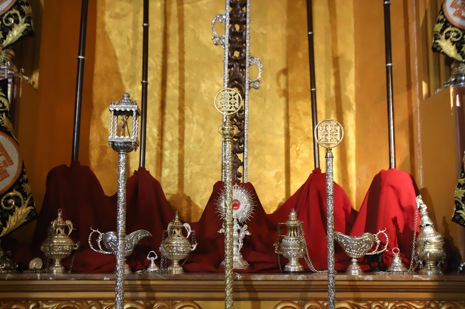 Fotos de los preparativos de la Semana Santa en Algeciras