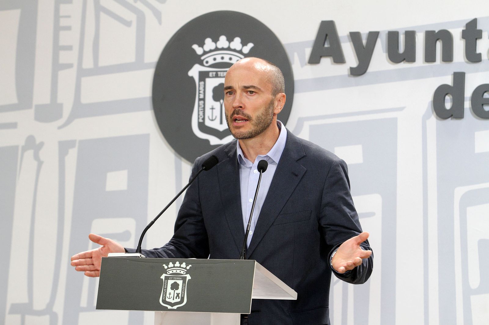 El portavoz de Mesa de la Ría en el Ayuntamiento de Huelva, Rafael Gavilán.