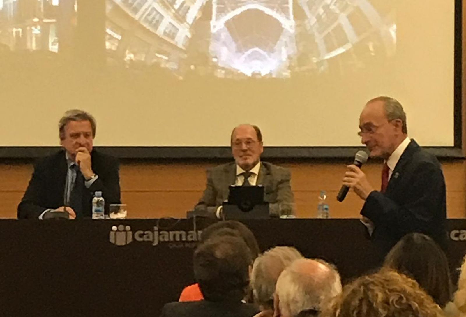 Moreno Peralta afirma que hay una “burbuja” turística en el Centro de Málaga.