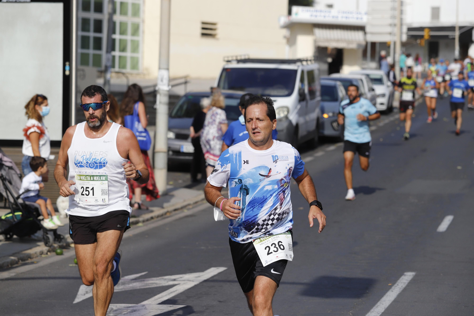 Las imágenes de la vuelta a Huelva de atletismo