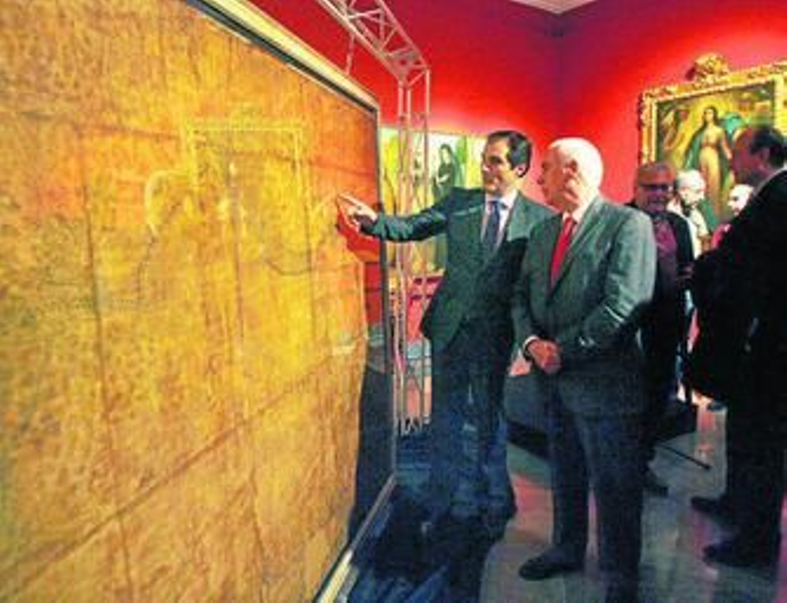 José Antonio Nieto junto a Luciano Alonso, ayer, en la presentación del plano.