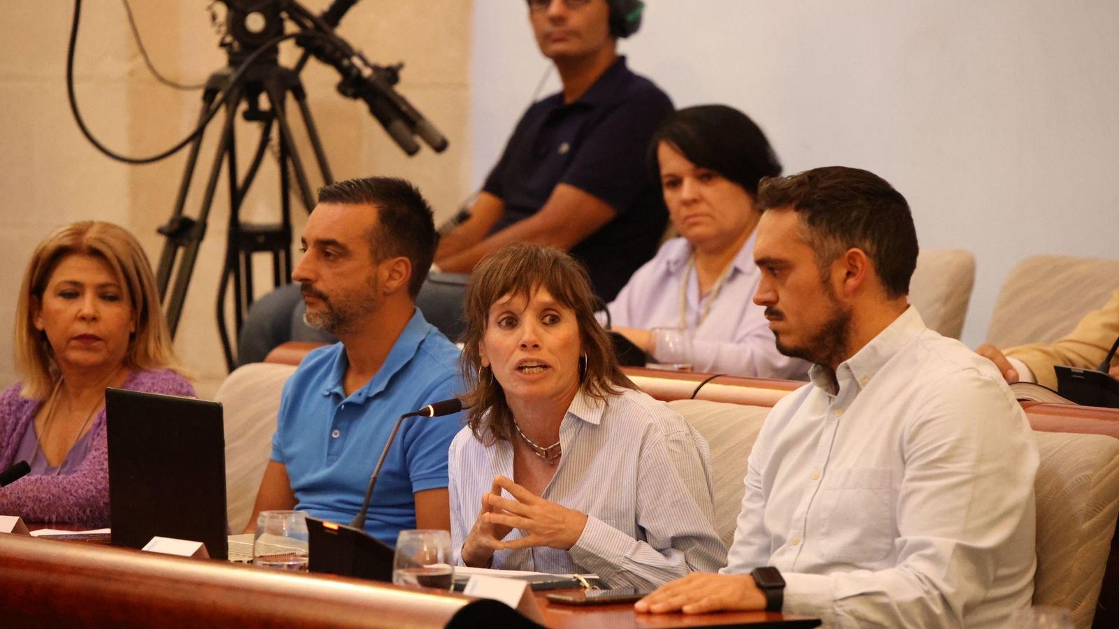 Laura Álvarez, durante su intervención en el pleno extraordinario de septiembre.