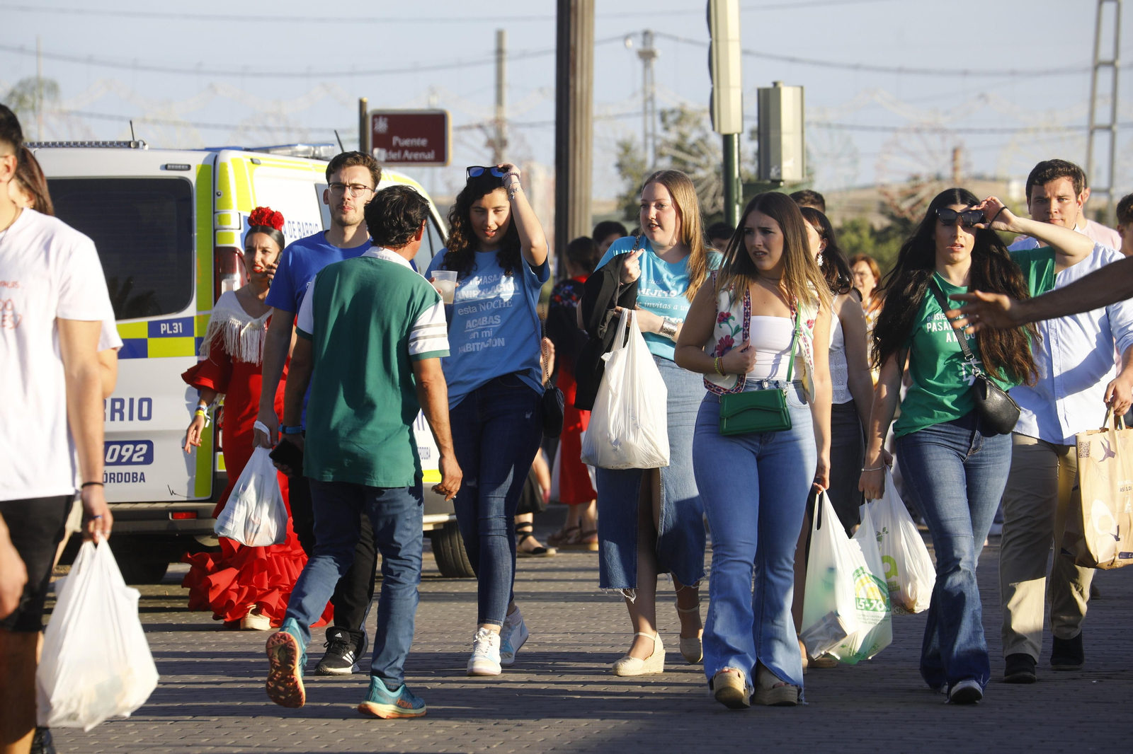 Las mejores fotos del botellón de la Feria de Córdoba