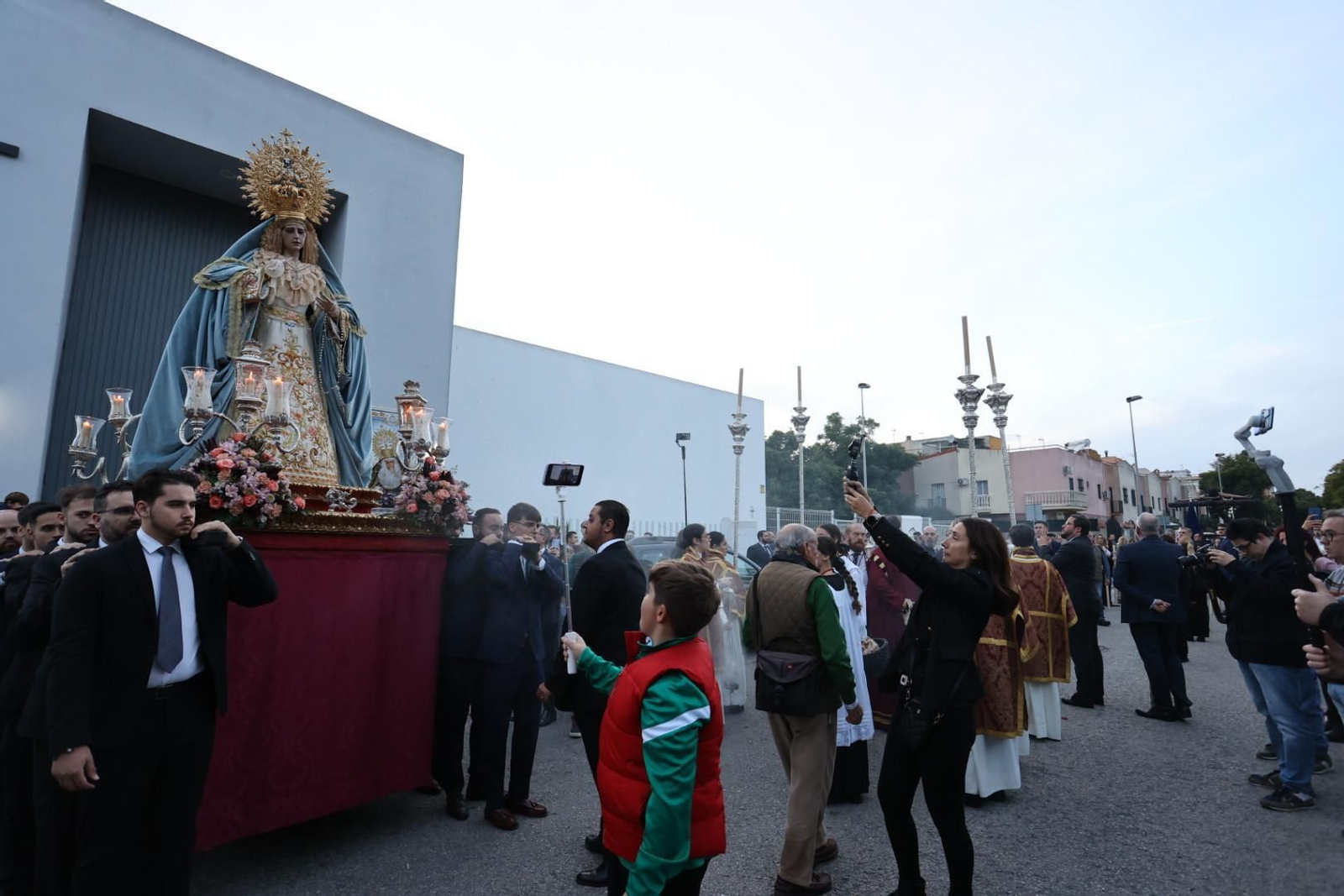 Traslado de las imágenes de la Hermandad de la Sed a la Iglesia de San Miguel
