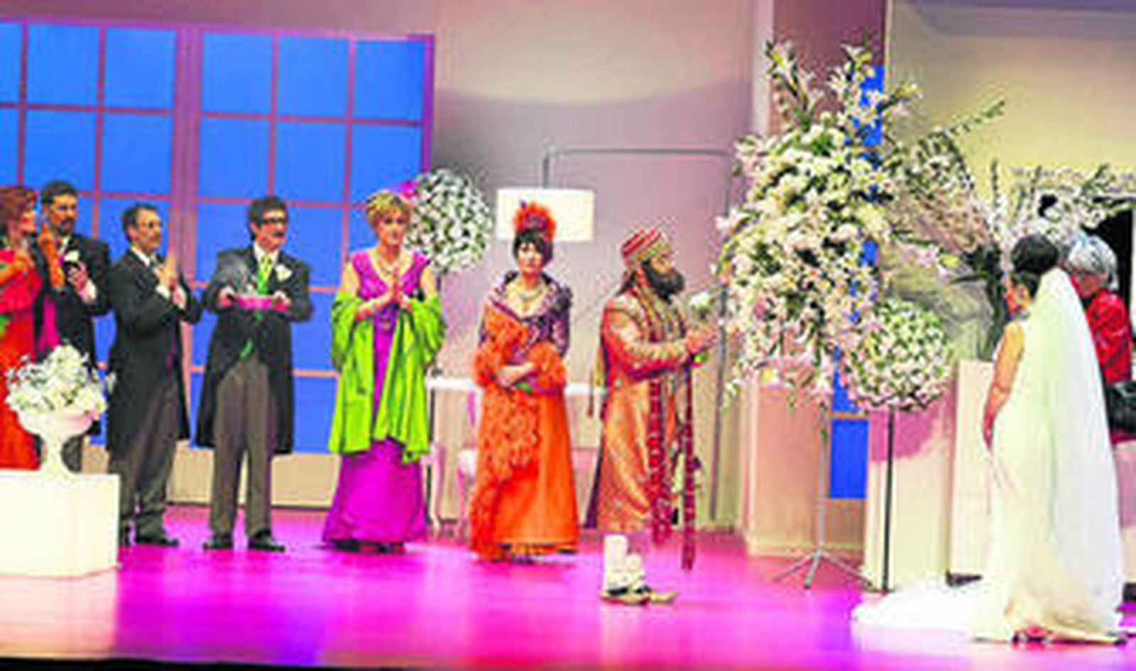 Un instante de la representación de 'Campanadas de boda', la obra con la que vuelve La Cubana.