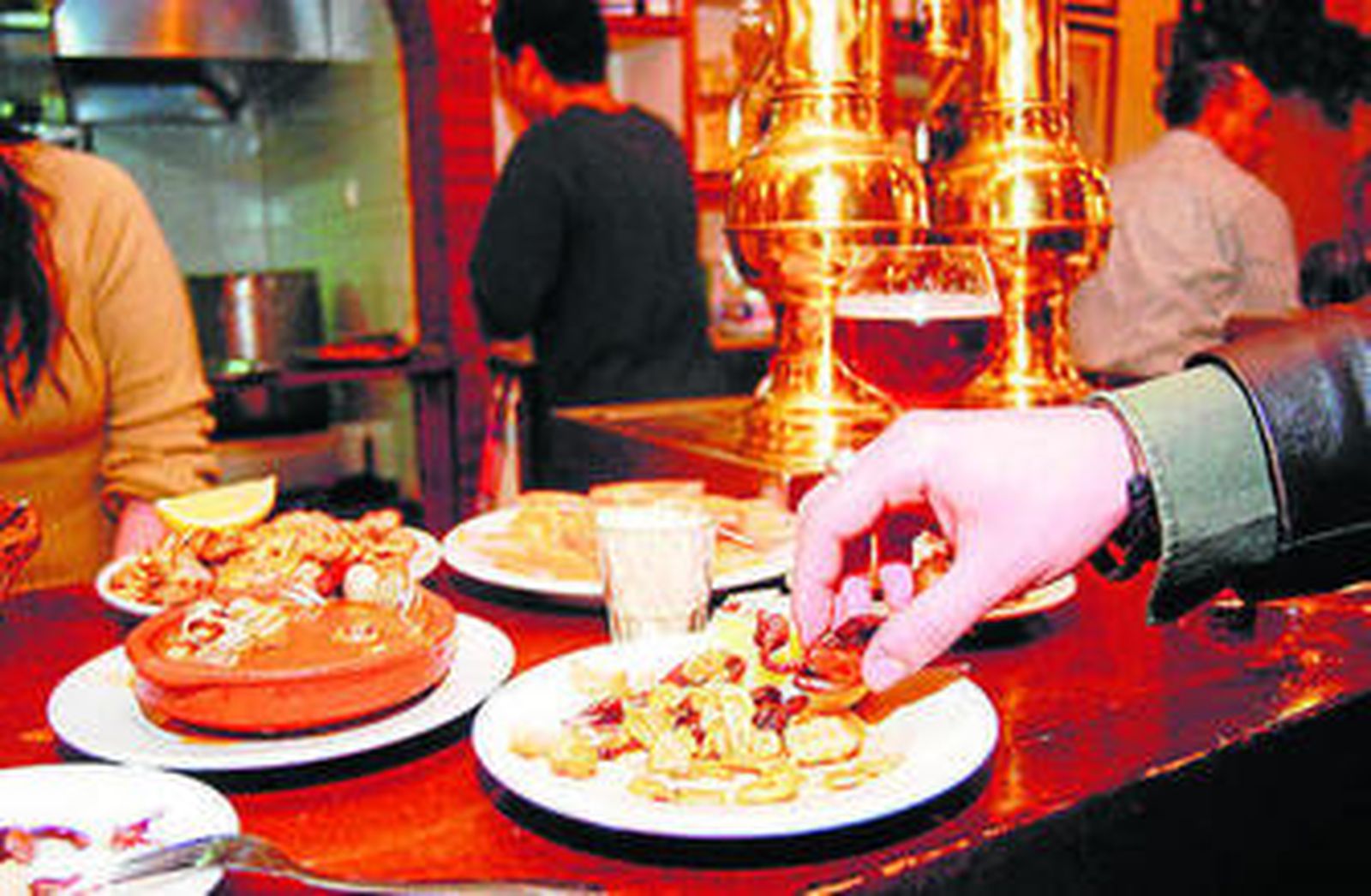 Cada establecimiento aporta dos tapas diferentes a la ruta.