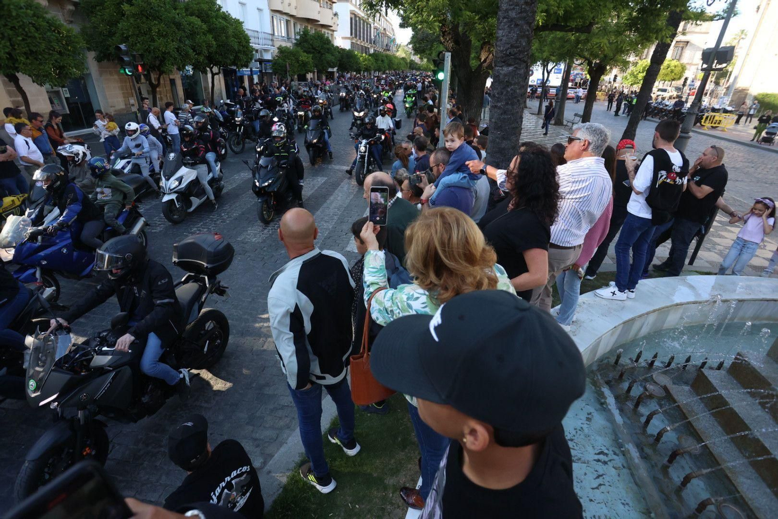 Jerez disfruta ya del ambiente del Gran Premio de MotoGP con la Gran Caravana Motera