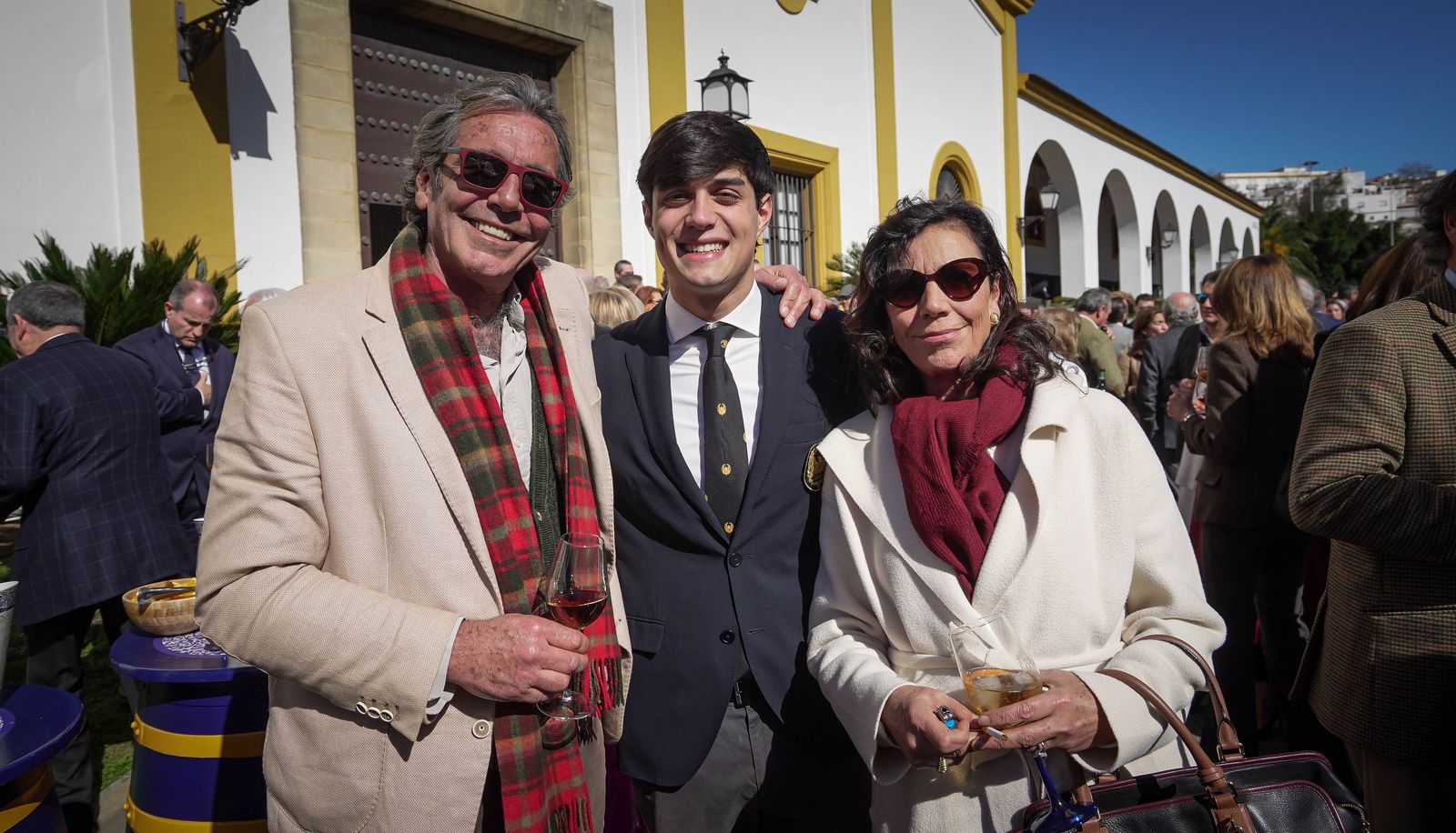 III Almuerzo Solidario de la Guardia Romana en Jerez, en imágenes