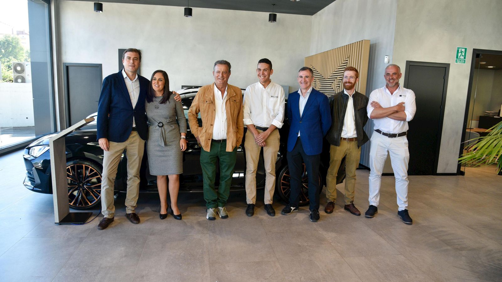 Representantes de Cupra, de izquierda a derecha: Juan Collado, Cristina González,  Gabriel Ribao, Germán Ballesteros, Juan Gómez, David Ribao y Juan Luis Madrid.