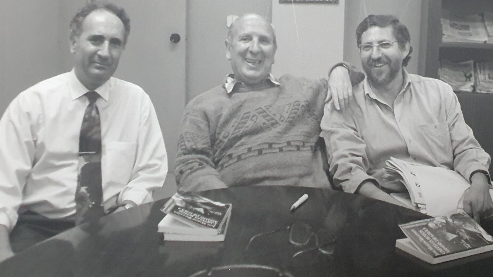 El autor de este artículo, con Ruiz Molinero y Martín Recuerda (en el centro)