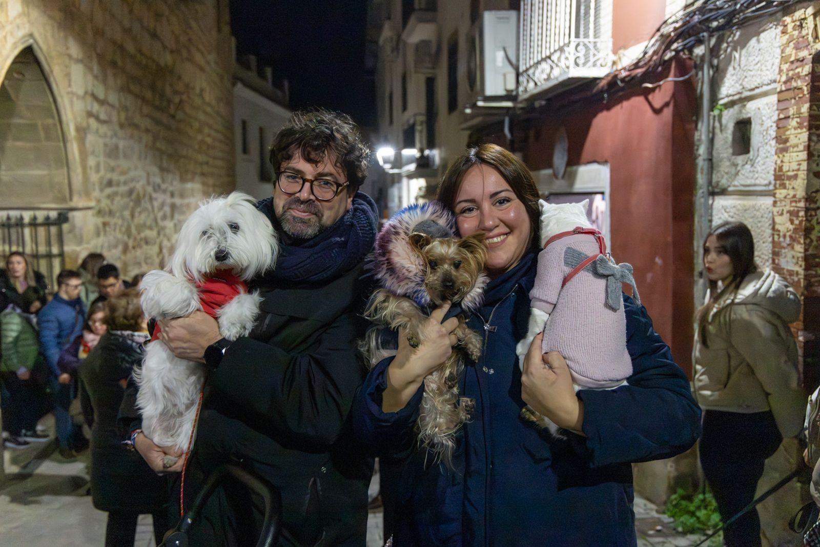 Encendido en Jaén de la lumbre oficial de San Antón 2026 y bendición de los animales
