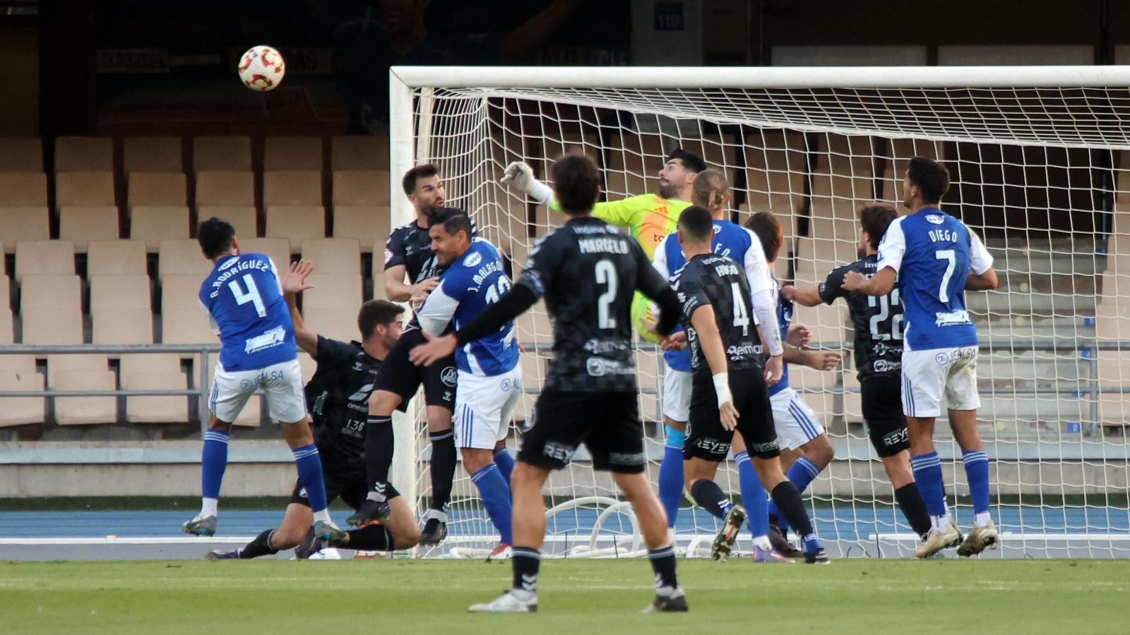Imágenes del derbi entre Xerez CD y Xerez DFC en Chapín