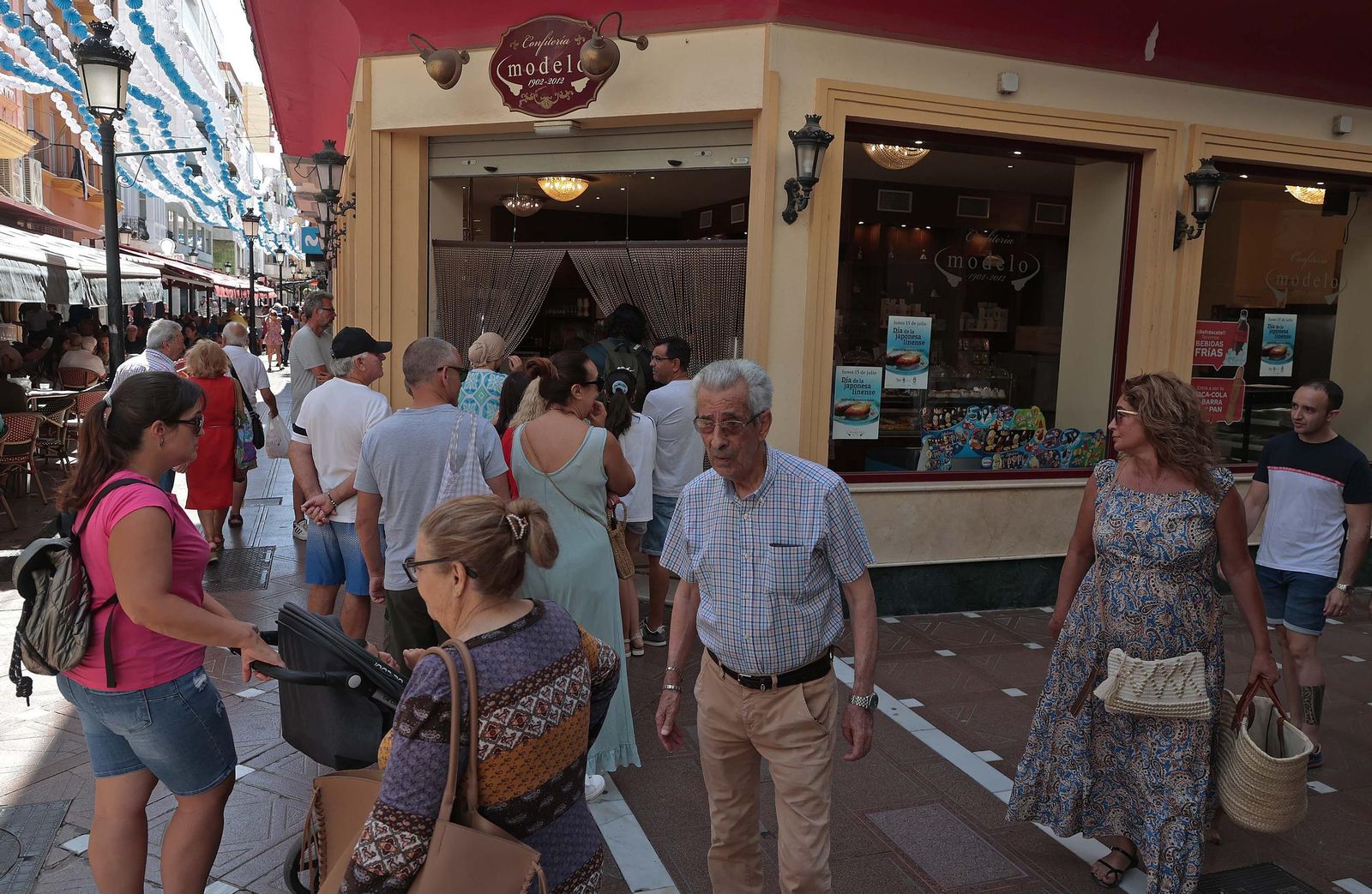 Fotos del Día de la Japonesa en La Línea