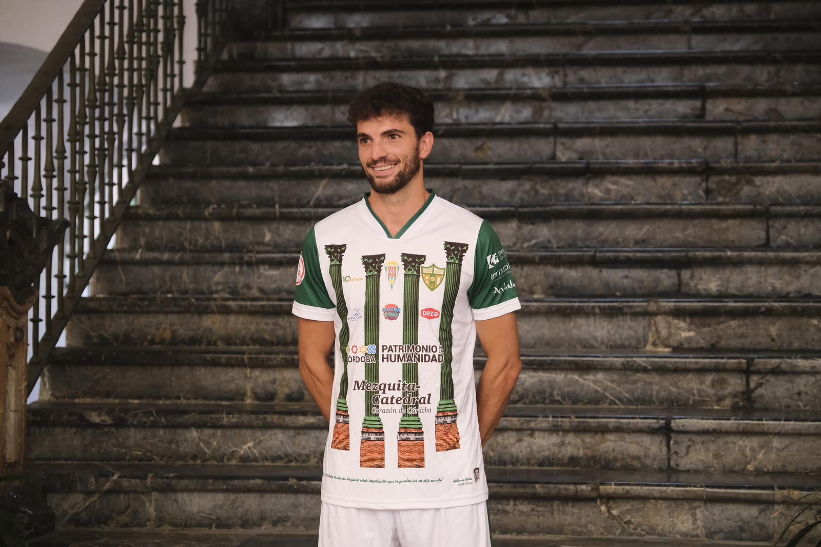 Las mejores imágenes de la presentación de las camisetas del Córdoba Futsal