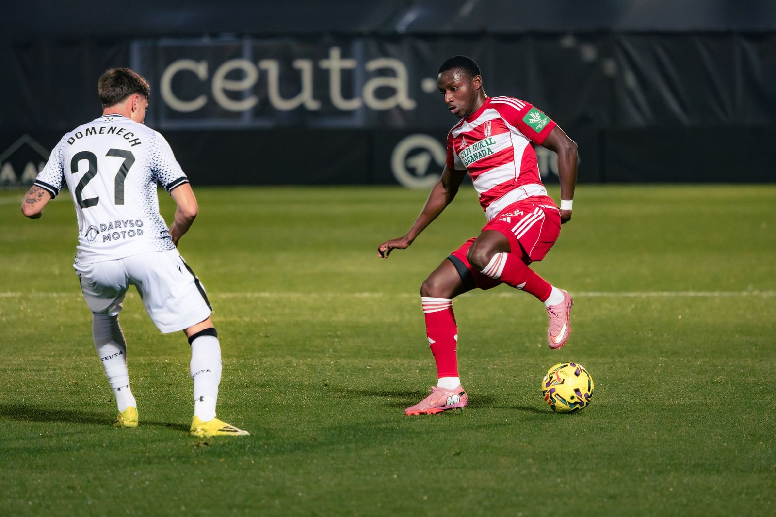 Las imágenes del partido entre el Ceuta y el Granada CF