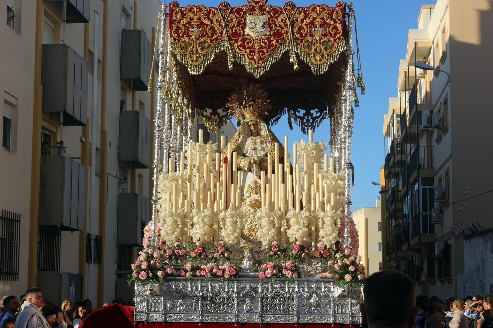 Las imágenes del Miércoles Santo en Puerto Real 2023: Vera-Cruz y Amargura