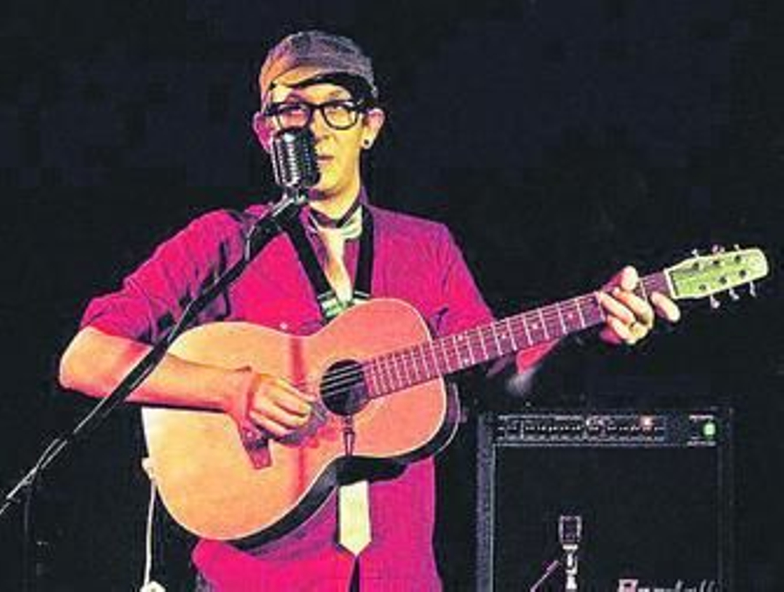 Imagen de archivo de Micah P. Hinson en una actuación.