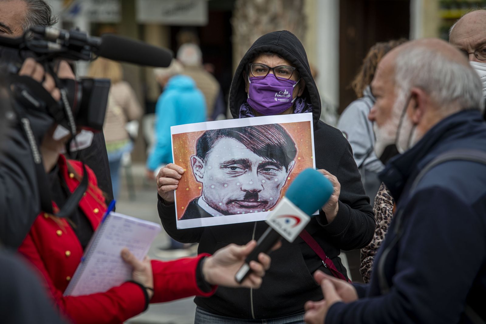 Concentración en Cádiz contra la guerra y la invasión de Ucrania