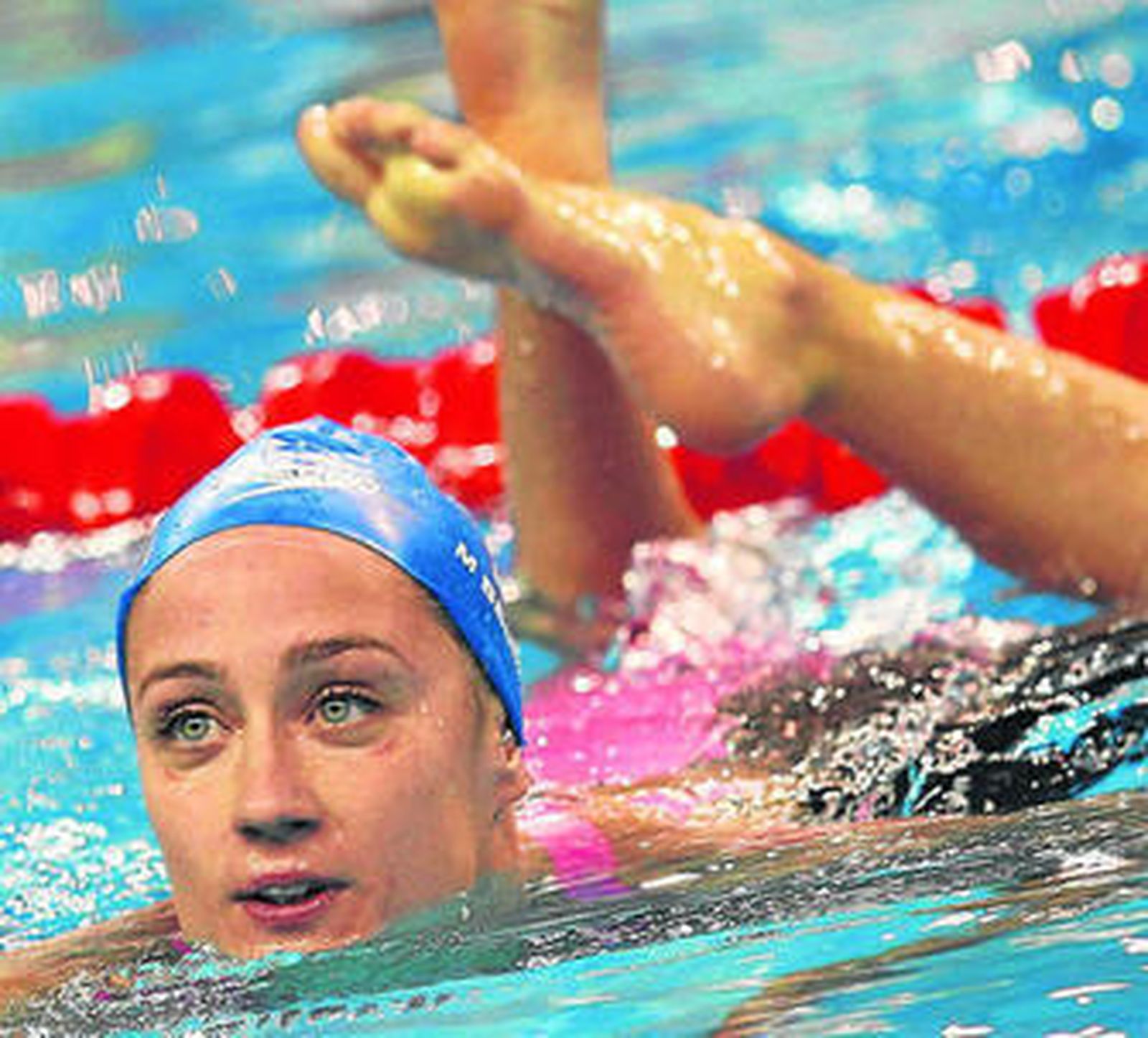 Mireia Belmonte al finalizar una prueba en los Mundiales de piscina corta disputados en Doha.