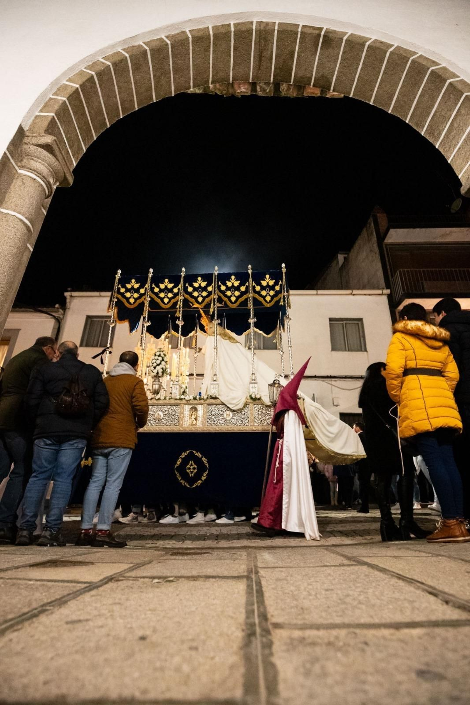 Lunes Santo en Villanueva de Córdoba: Las fotografías del Cautivo y la Virgen de la Paz