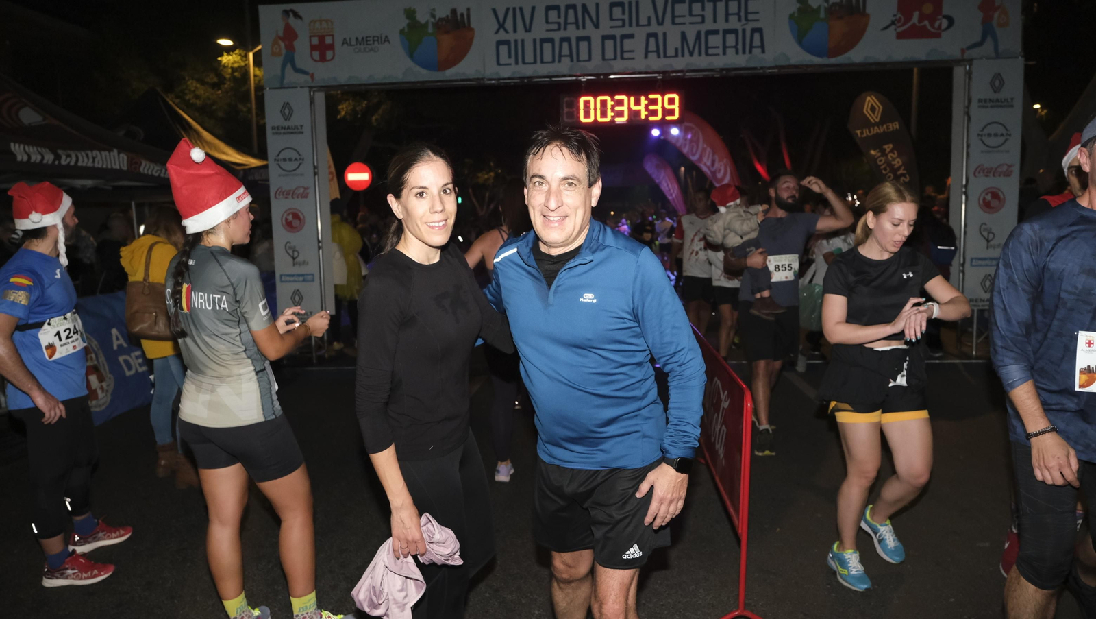 Imágenes de la XIV edición de la San Silvestre de Almería